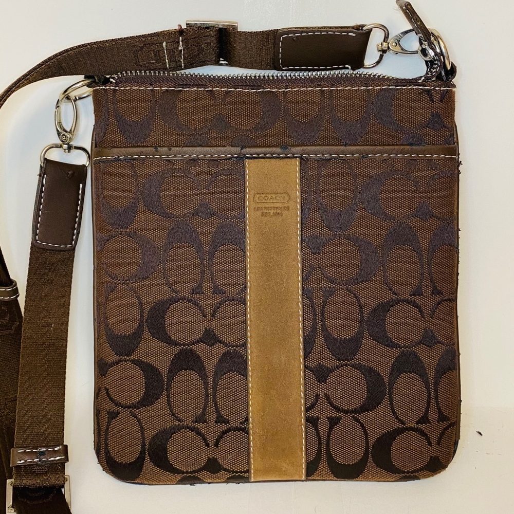 Coach Signature C Crossbody